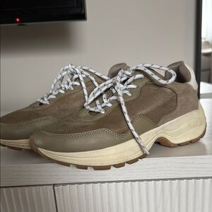 Target Tan Sneakers with Cushioned Midsole